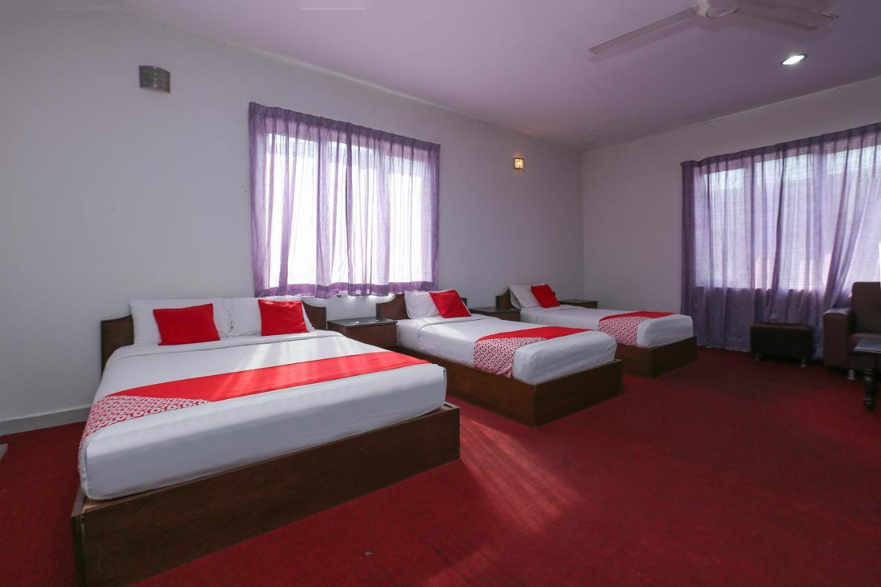 Oyo 8966 Dee Wana Resort 1 Pasir Puteh Dış mekan fotoğraf